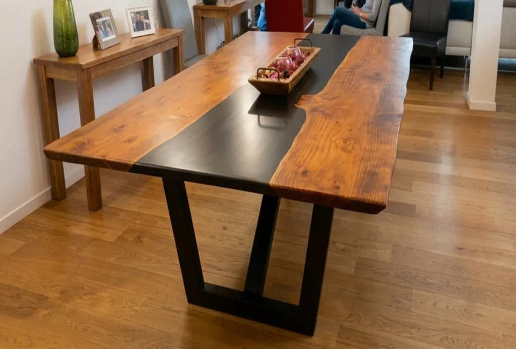 Tavolo in legno e resina su misura Torino